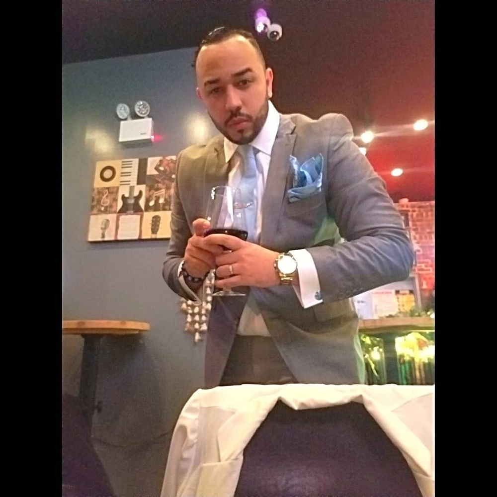 Meet your Posher, Raymond